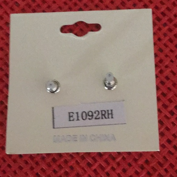 Jewelry earrings - Picture 2 of 3